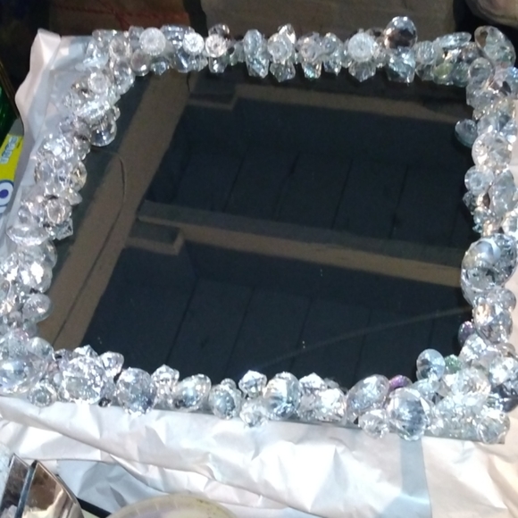 Perfume Stand / Great For Dining Tables - Picture 1 of 2